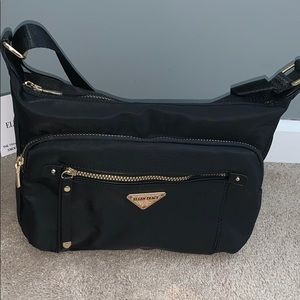 NWT Ellen Tracy Smooth Nylon Crossbody